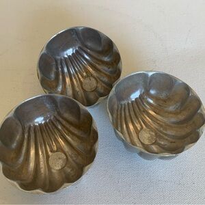 3 Aluminum Molds Small Shell Shaped Baking Dish Mold Tarts Cakes Cups Jello Set